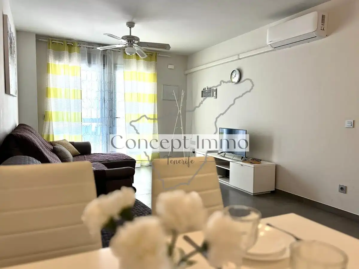 Sala de estar de Planta baja en venta en Granadilla de Abona con Terraza, Trastero y Piscina comunitaria