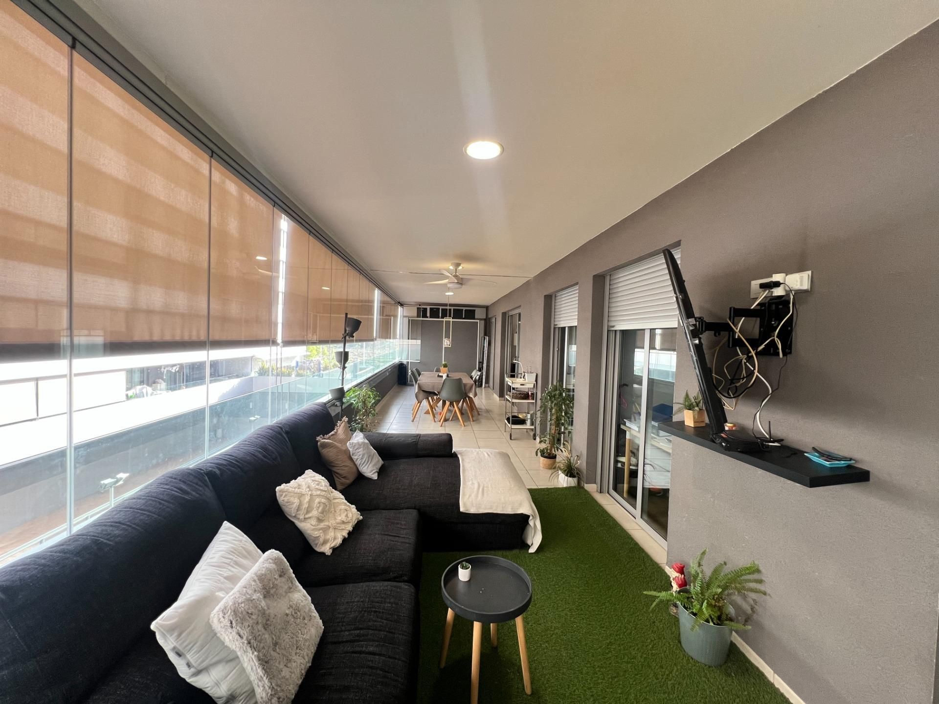 Terraza de Piso en venta en Elche / Elx con Aire acondicionado, Calefacción y Jardín privado