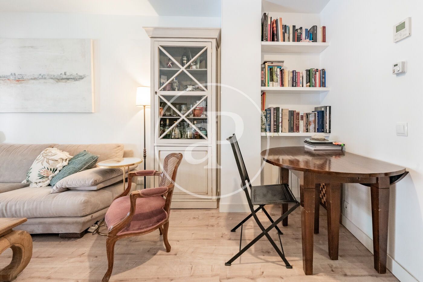 Living room of Flat for sale in  Madrid Capital  with Air Conditioner, Heating and Terrace