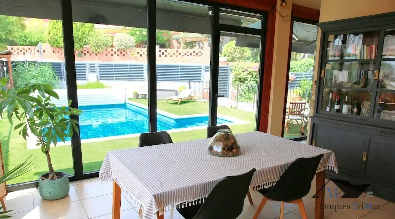 Chalet con piscina en venta en Els Hostalets de Pierola