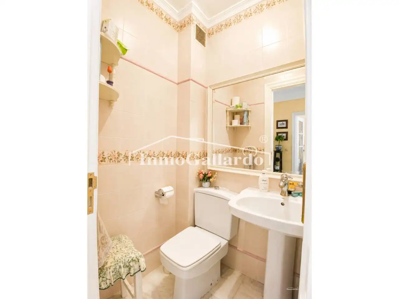 Baño de Casa adosada en venta en Málaga con Aire acondicionado, Terraza y Piscina comunitaria
