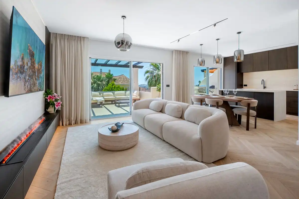 Duplex with pool for sale in Nueva Andalucía