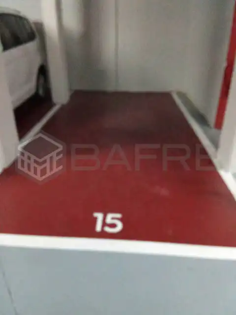Parking of Garage for rent in Madrid