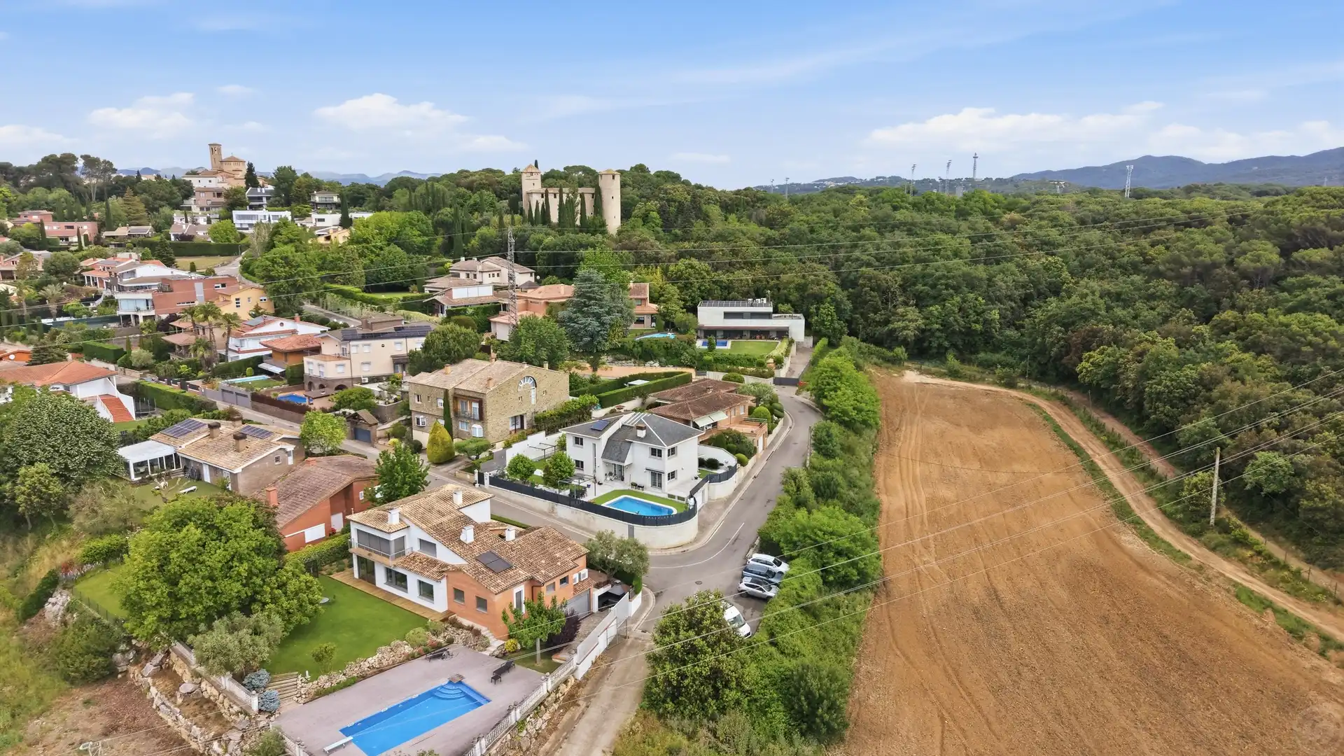Außenansicht von Haus oder Chalet zum Verkauf in Girona mit Terrasse und Schwimmbad