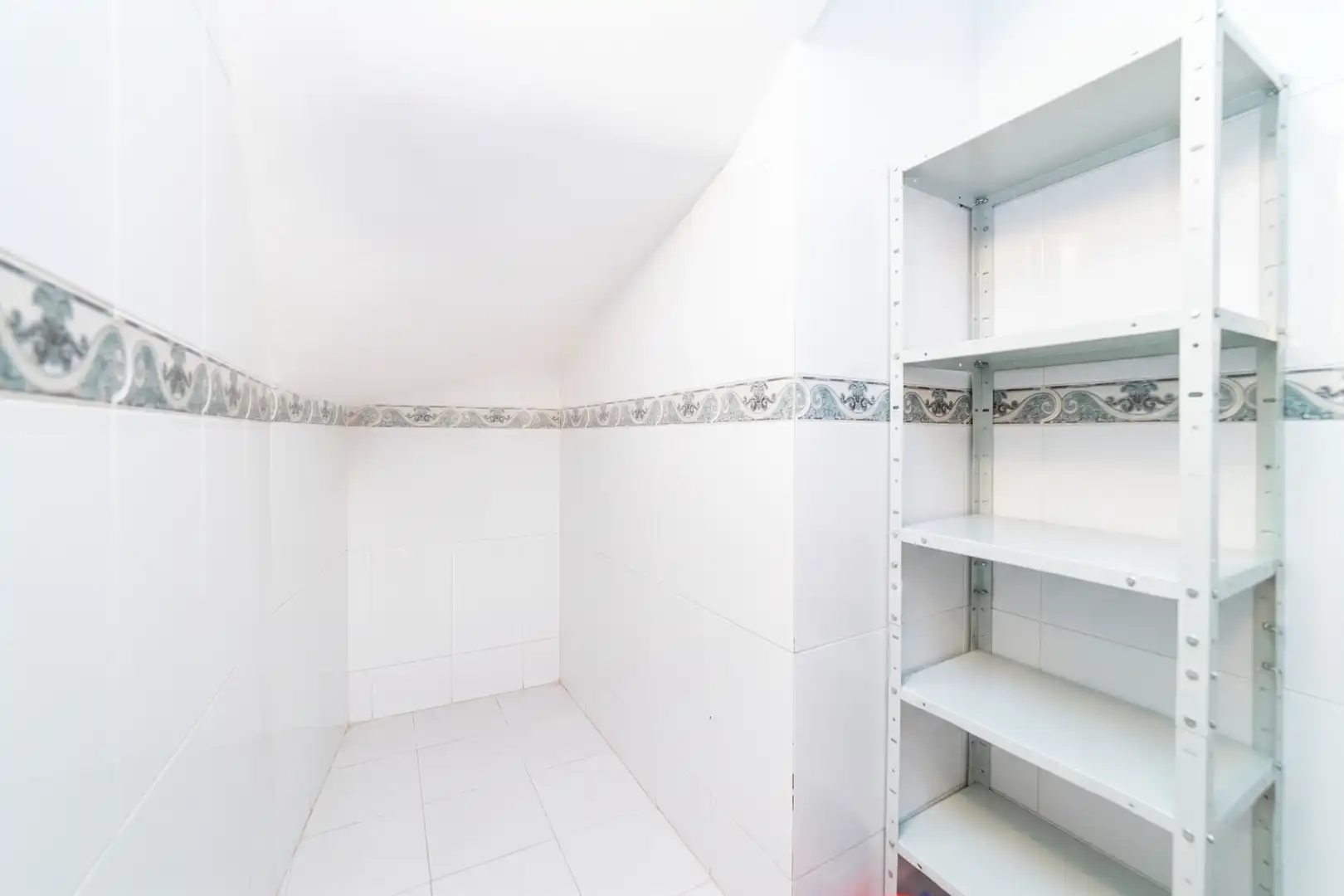 Baño de Piso en venta en Villamantilla con Balcón