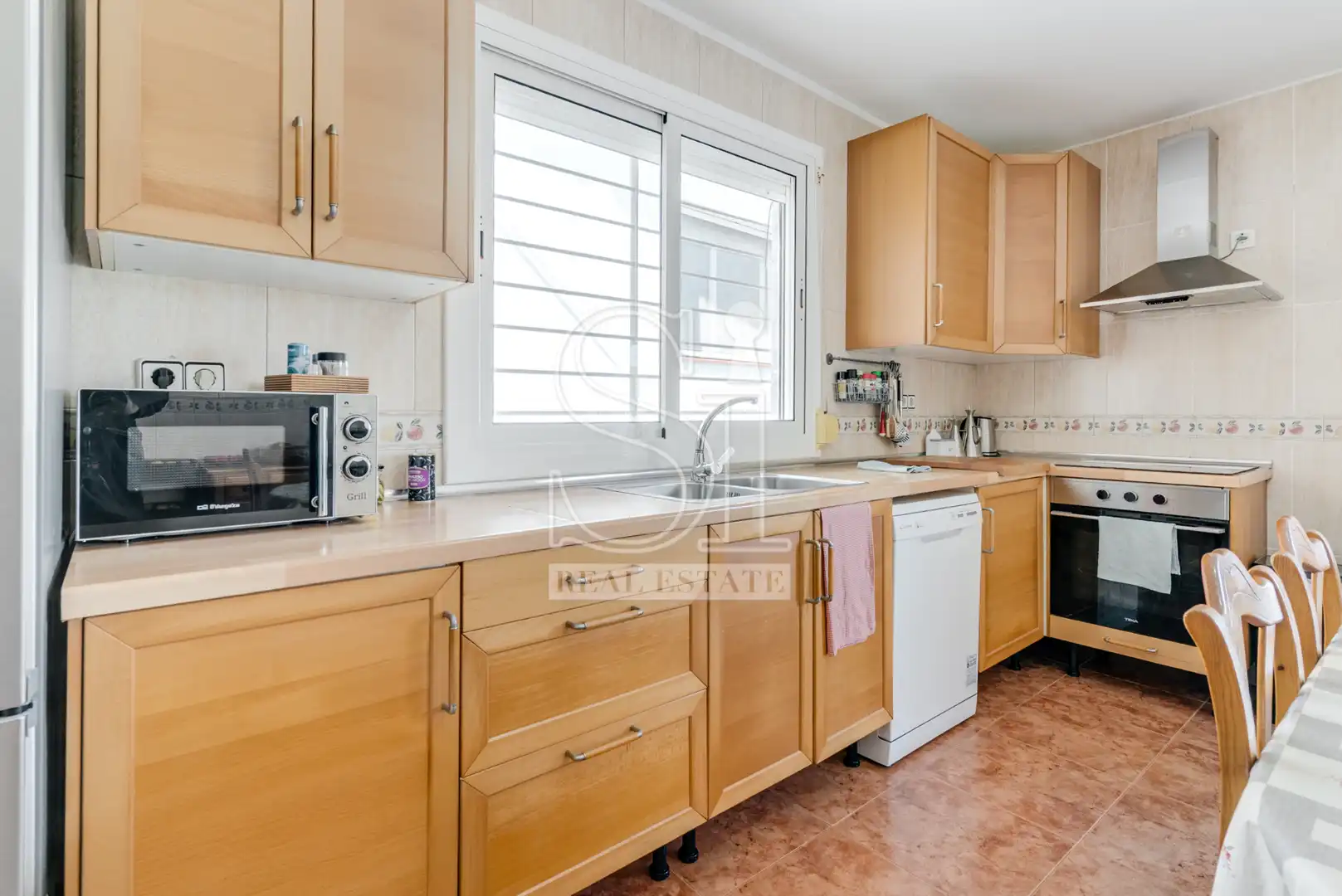 Kitchen of Houses for sale in Montcada i Reixac  with Air Conditioner, Heating and Private garden
