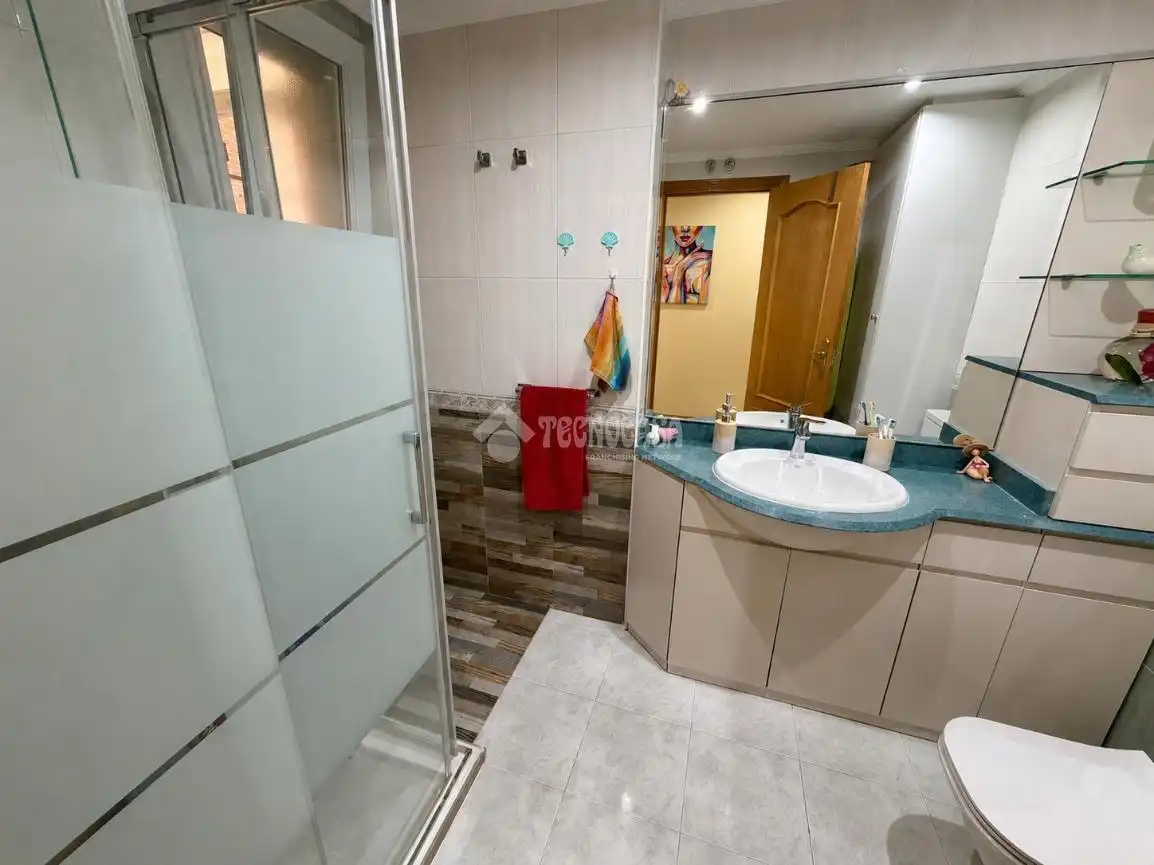 Bathroom of Flat for sale in León Capital 