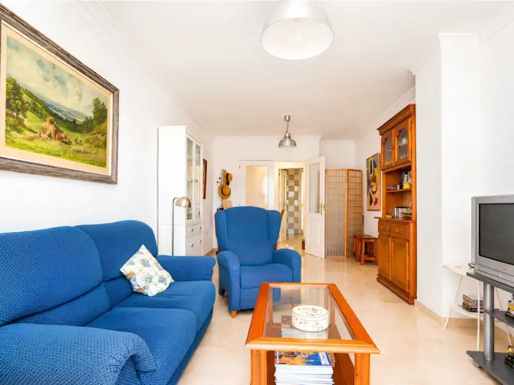 Living room of Flat for sale in Fuengirola  with Air Conditioner, Terrace and Swimming Pool