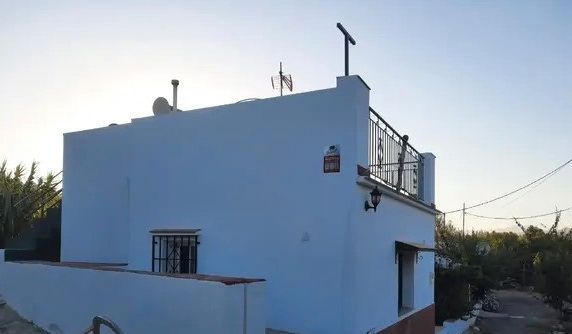 Exterior view of Country house for sale in Vélez-Málaga  with Air Conditioner, Private garden and Terrace