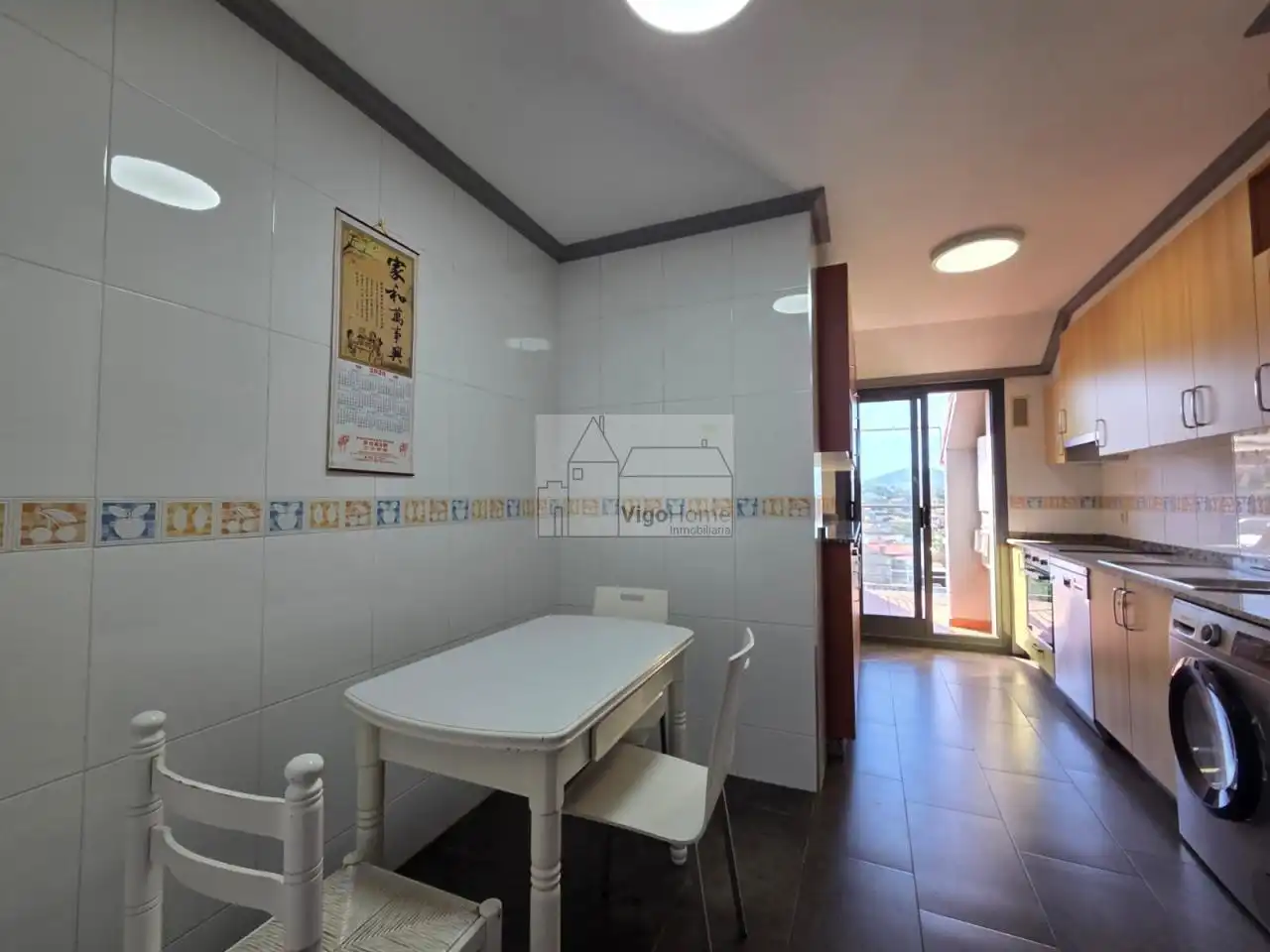 Kitchen of Attic for rent in Vigo   with Heating, Parquet flooring and Terrace
