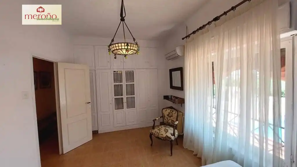 Dormitori de Casa o xalet en venda en Elche / Elx amb Aire condicionat, Jardí privat i Terrassa