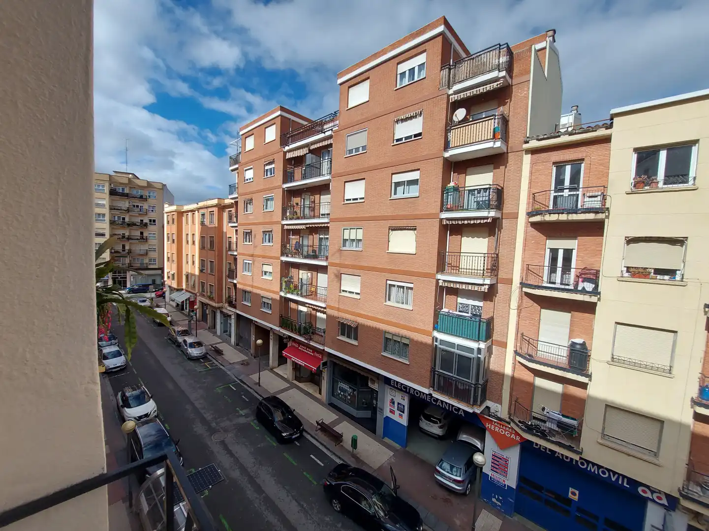 Exterior view of Flat for sale in  Logroño  with Heating
