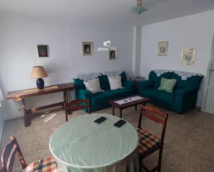 Living room of Flat for sale in Cañizares  with Furnished