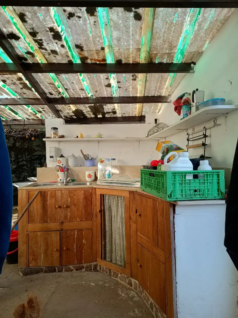 Cuina de Casa o xalet en venda en Laviana amb Calefacció, Jardí privat i Moblat