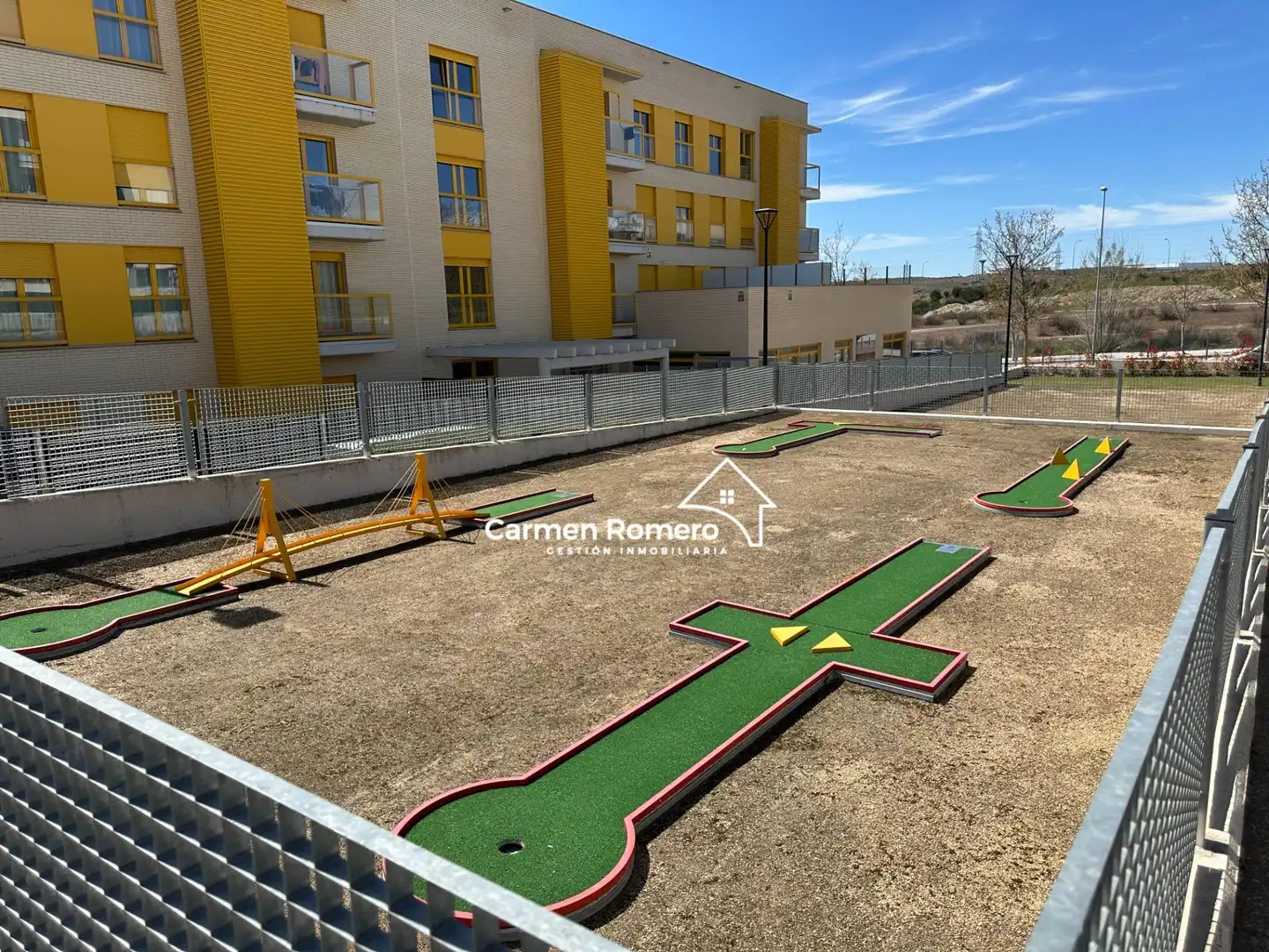 Parking de Apartamento en venta en Salamanca con Calefacción, Jardín privado y Balcón