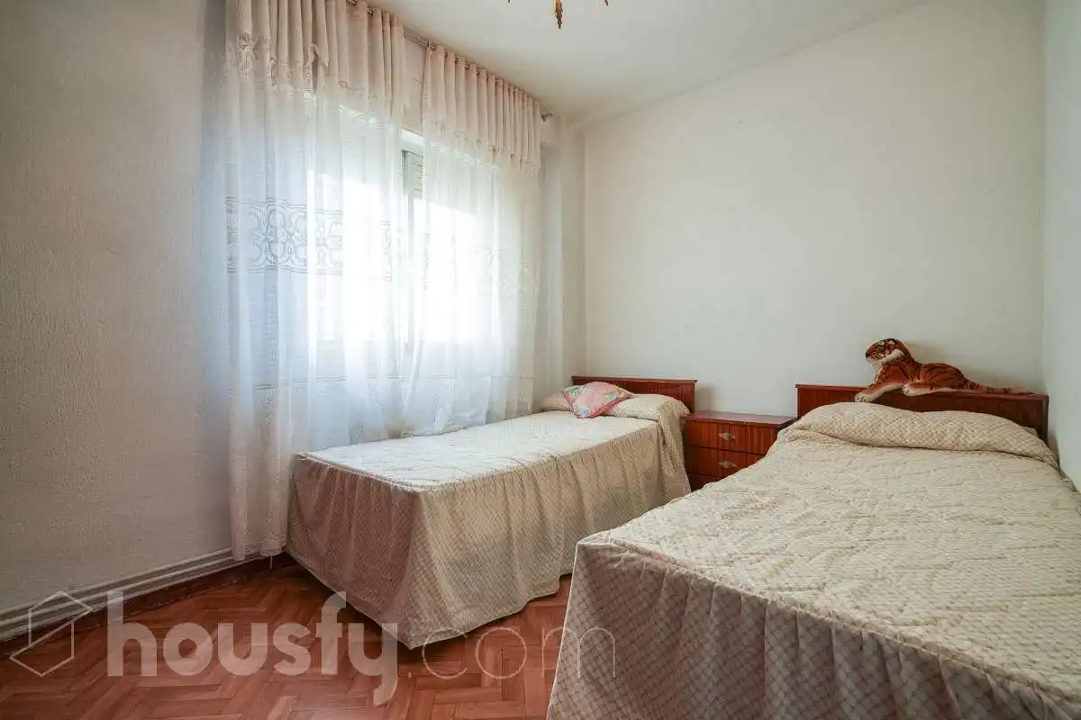 Habitación de Piso en venta en Leganés con Calefacción y Terraza