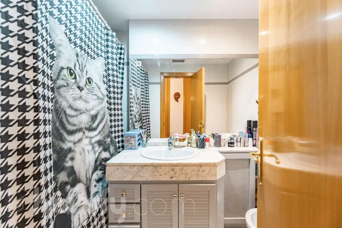 Baño de Piso en venta en Barcelona con Aire acondicionado, Calefacción y Amueblado
