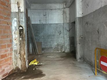 Local comercial en venda a Carrer de Llaurí
