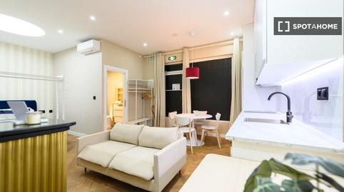 Foto 3 de Estudio para compartir en Cortes - Huertas, Madrid