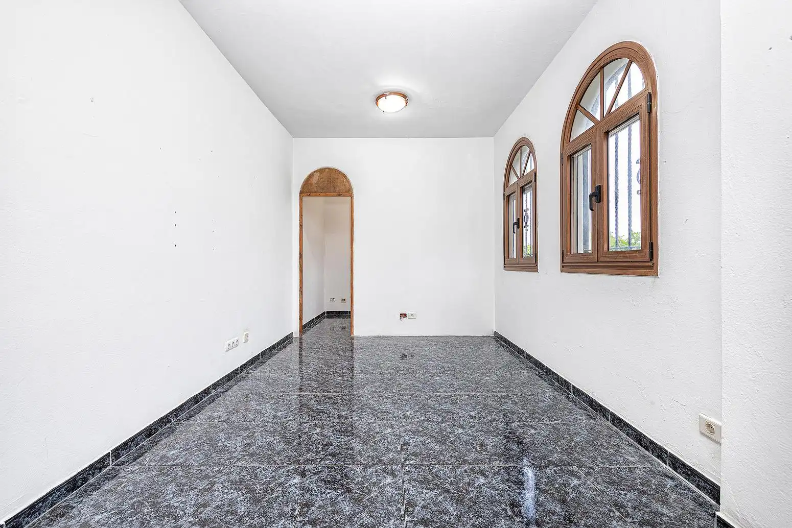 Houses for sale in Ingenio  with Air Conditioner, Heating and Private garden