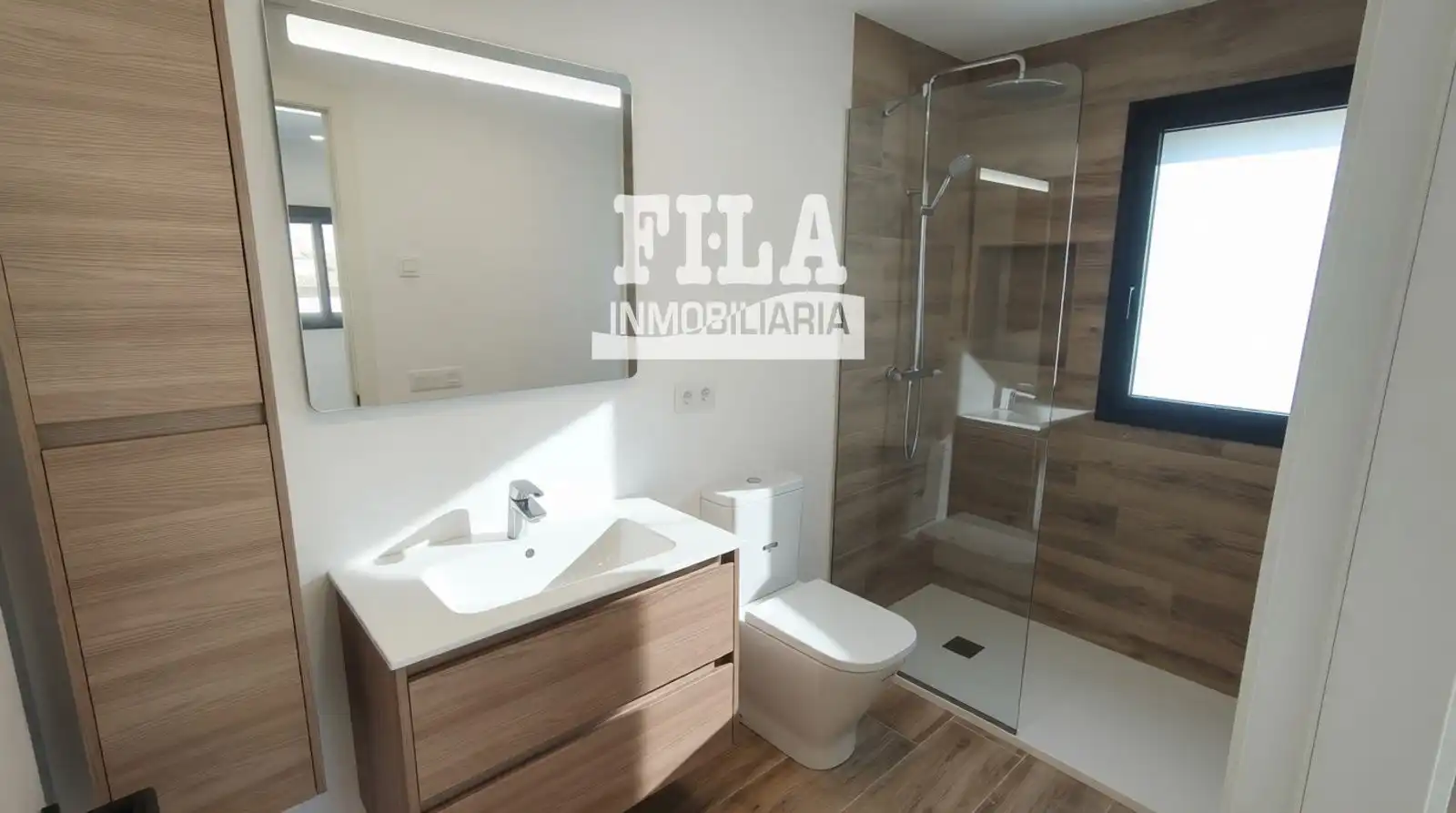 Bathroom of Houses for rent in El Vendrell  with Air Conditioner, Heating and Terrace