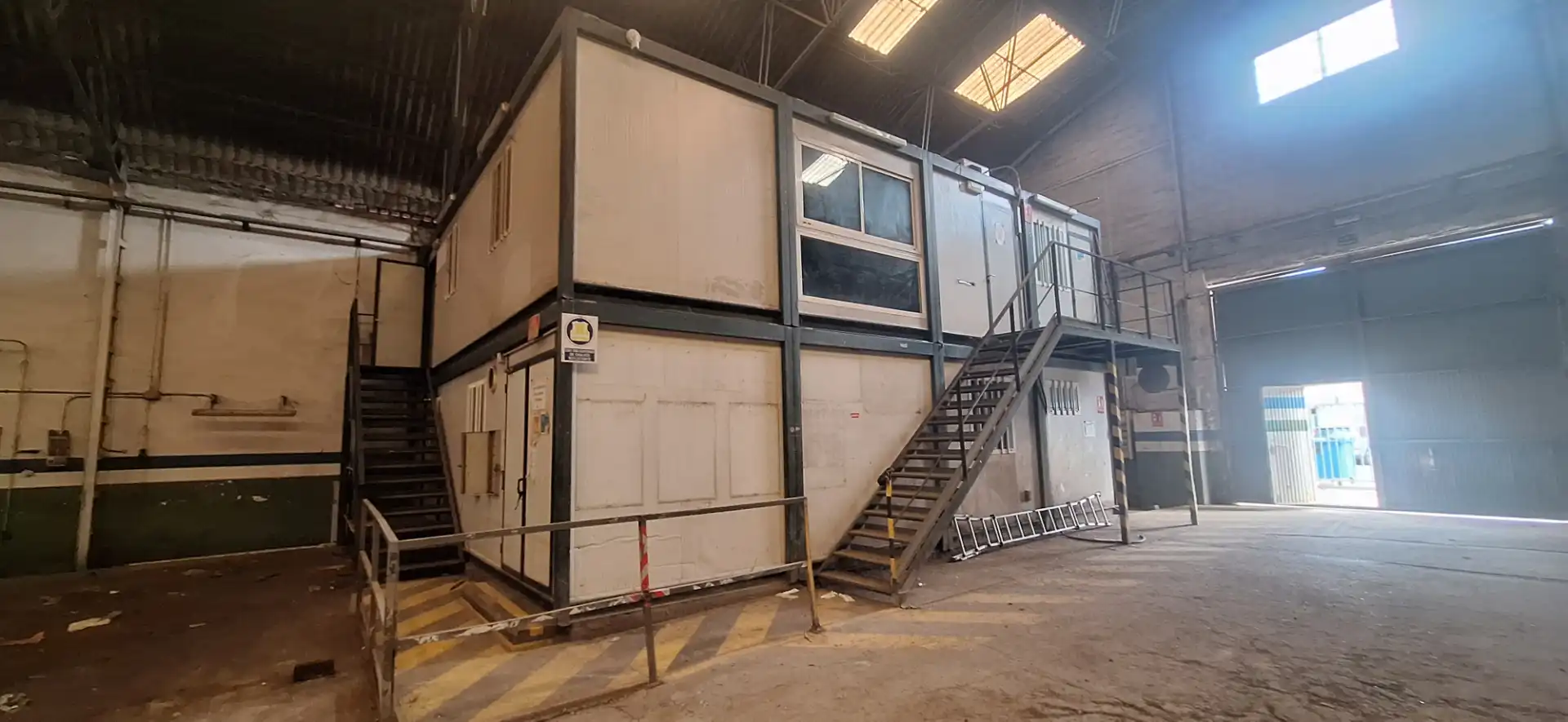 Exterior view of Industrial buildings for rent in Alboraya