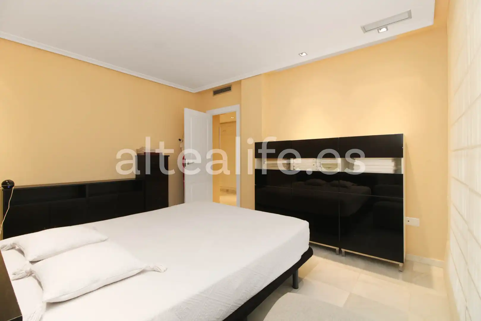 Habitación de Apartamento en venta en Altea con Aire acondicionado, Calefacción y Jardín privado