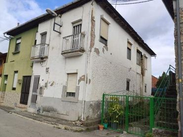 Haus zum Verkauf in Calle RAMON VUELTA 63