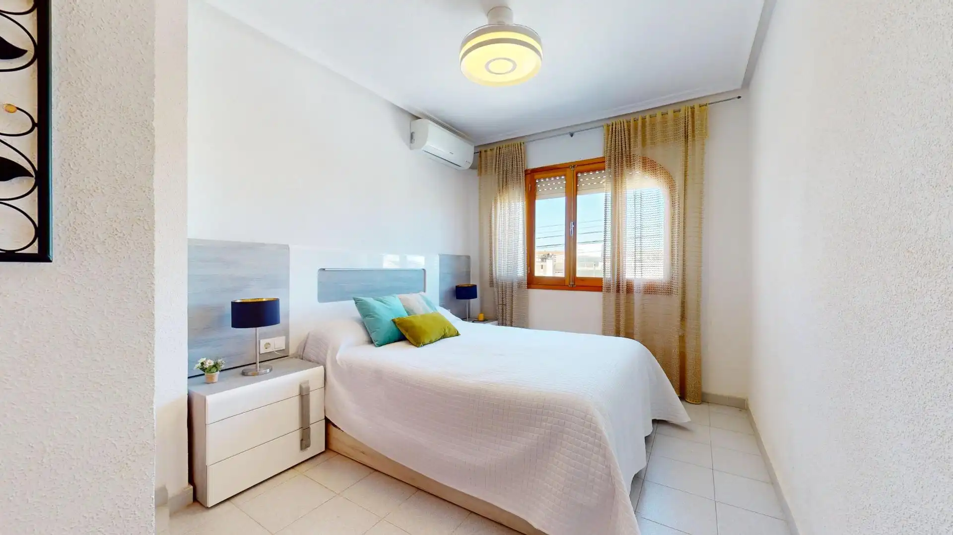 Habitación de Casa adosada en venta en Pilar de la Horadada con Terraza