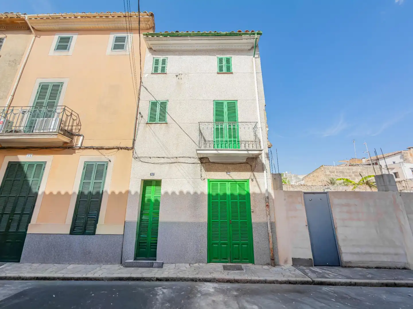 Vista exterior de Casa adosada en venta en Inca con Alarma