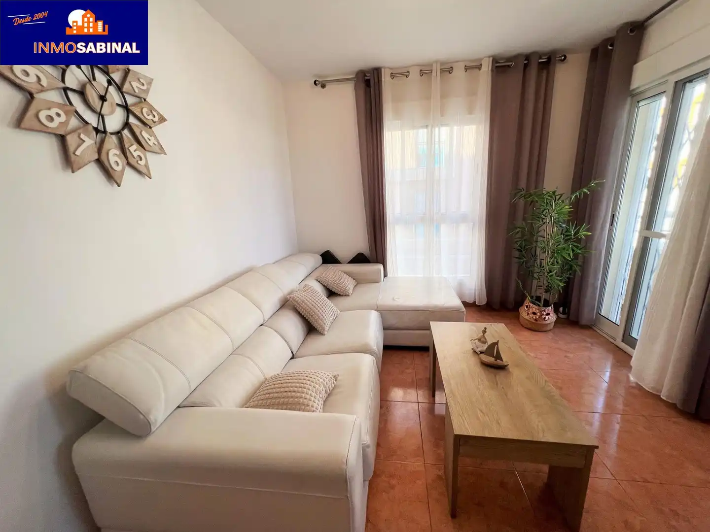 Sala d'estar de Pis en venda en Roquetas de Mar ciudad