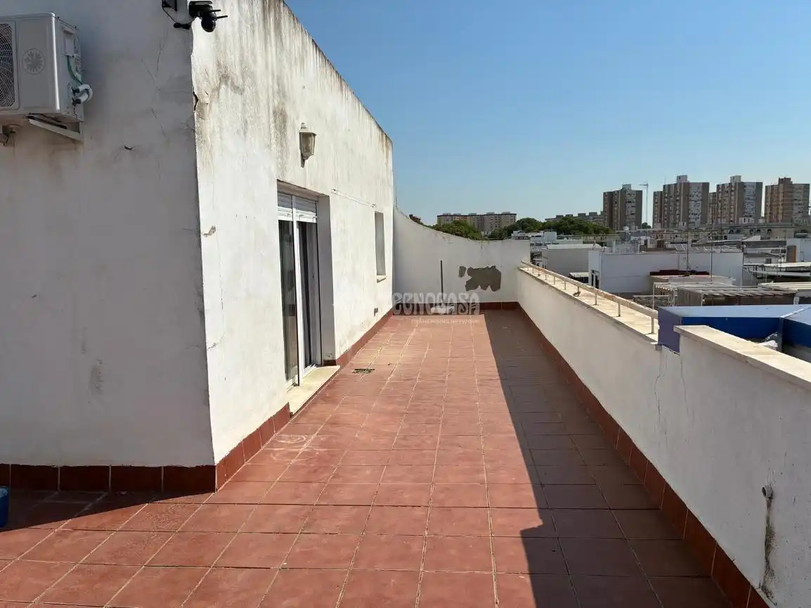 Terraza de Ático de alquiler en Sevilla con Aire acondicionado, Terraza y Piscina