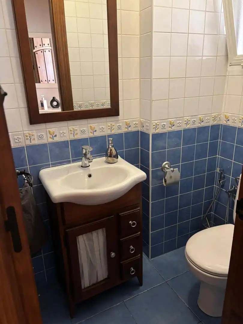 Bany de Casa adosada en venda en Alhaurín de la Torre amb Aire condicionat, Moblat i Piscina comunitària