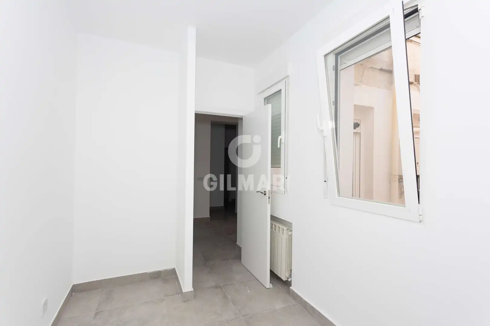 Bedroom of Ground floor for sale in Madrid  with Heating and Balcony