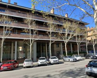 Vista exterior de Local en venda en Sant Cugat del Vallès amb Aire condicionat