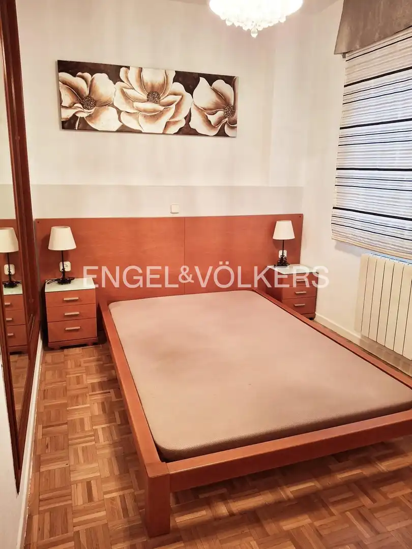 Bedroom of Flat for rent in Madrid  with Air Conditioner, Heating and Parquet flooring