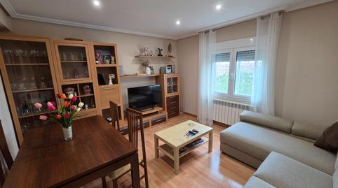 Foto 2 de Pis en venda a Calle Málaga, 1, Ensanche - Fuenfresca, Teruel