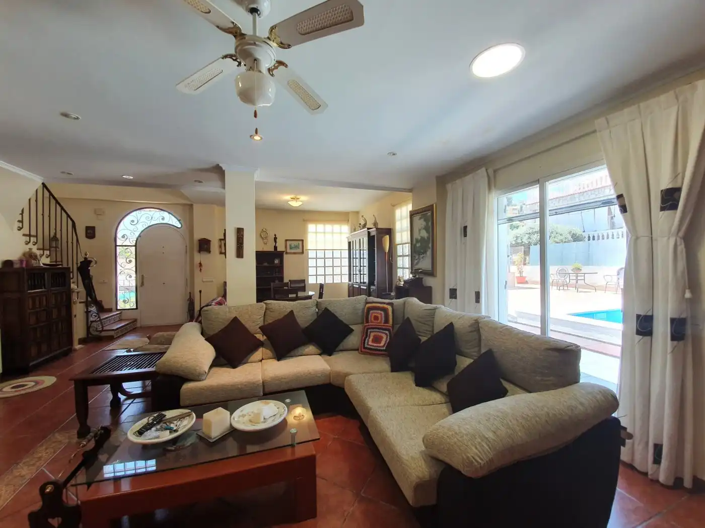 Sala de estar de Casa o chalet en venta en Chiva con Calefacción, Jardín privado y Terraza