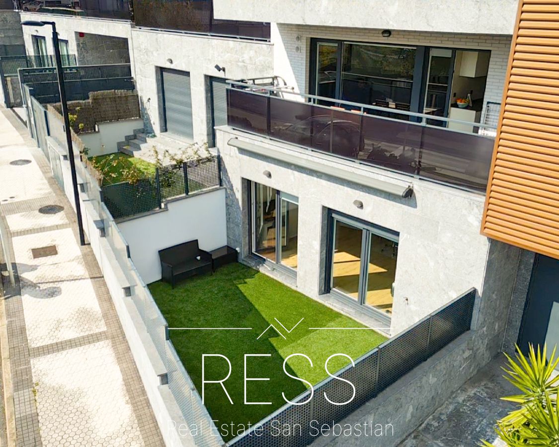 Terrace of Flat for sale in Donostia - San Sebastián   with Heating, Private garden and Terrace
