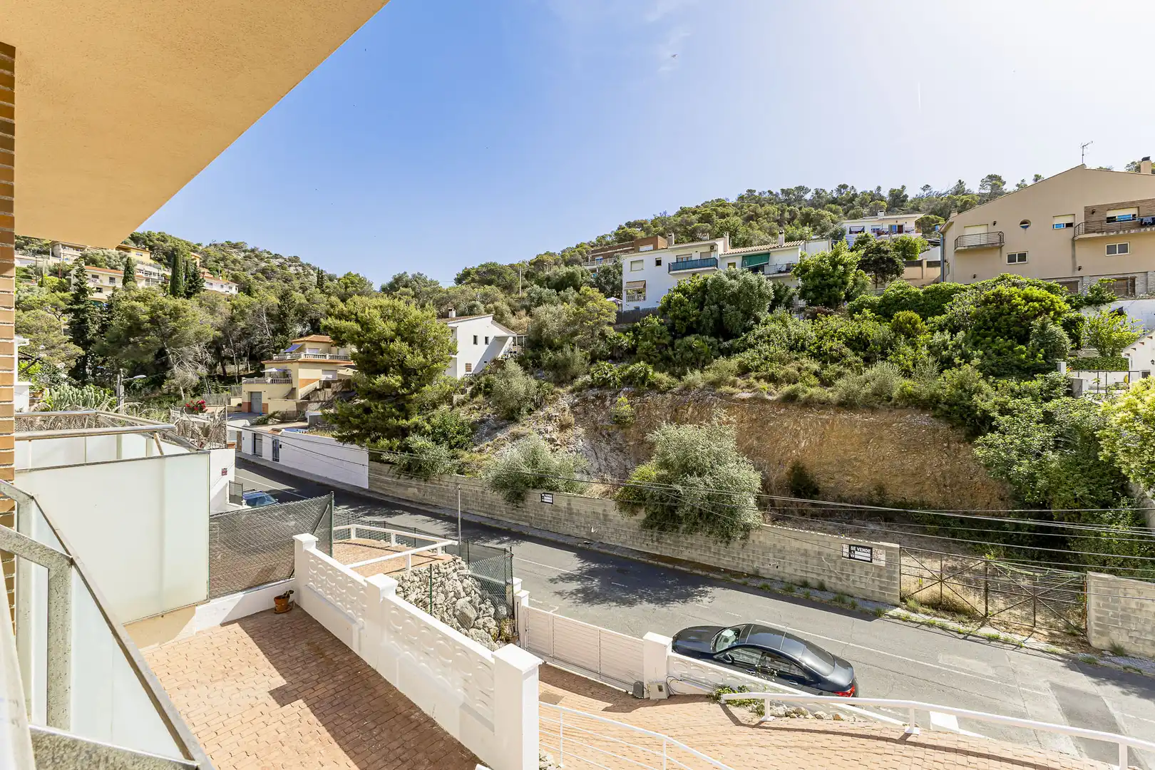 Vista exterior de Casa o xalet en venda en Cubelles amb Aire condicionat, Calefacció i Jardí privat