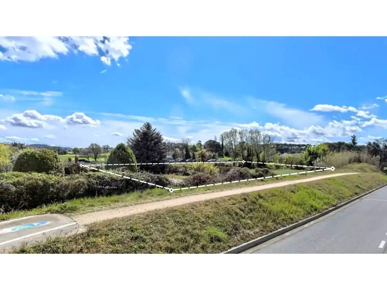 Residencial en venda en Llambilles