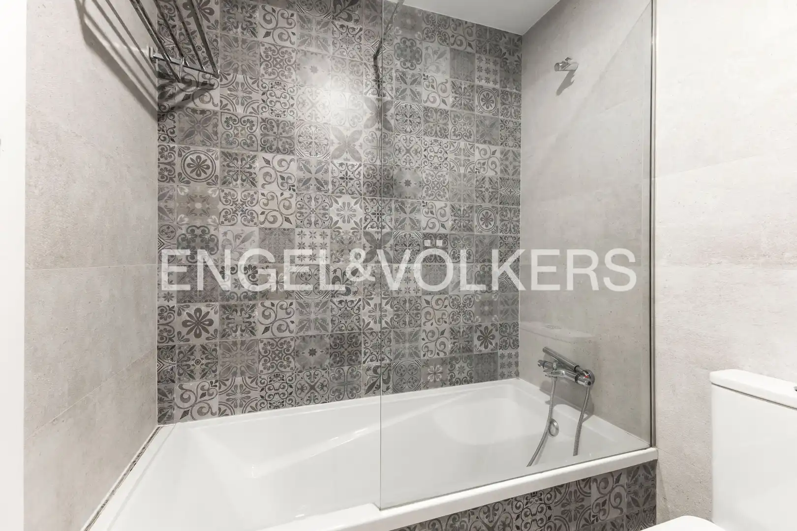 Baño de Casa adosada en venta en Tres Cantos con Aire acondicionado, Calefacción y Jardín privado