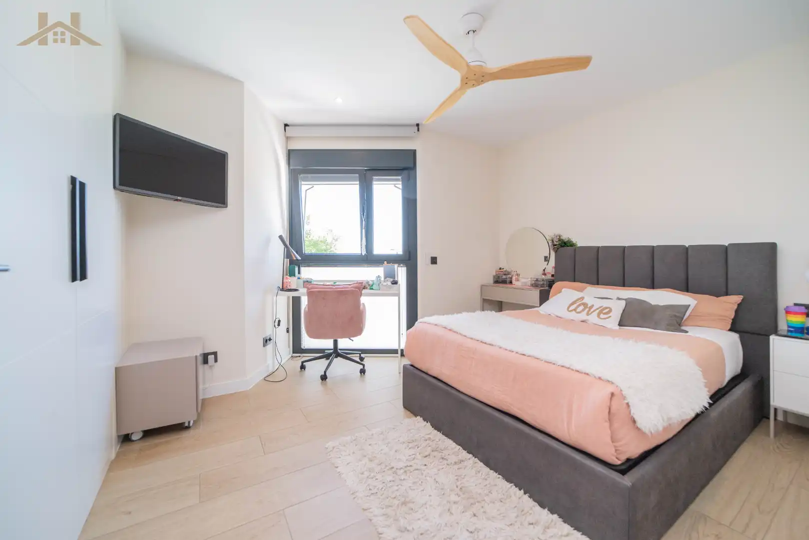 Dormitori de Casa o xalet en venda en Boadilla del Monte amb Calefacció, Jardí privat i Parquet