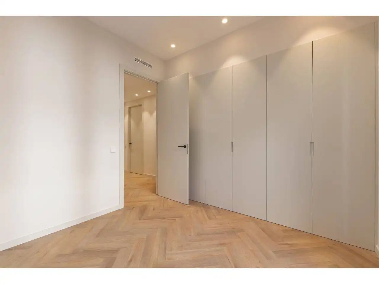 Piso en venta en Valencia con Aire acondicionado, Parquet y Alarma