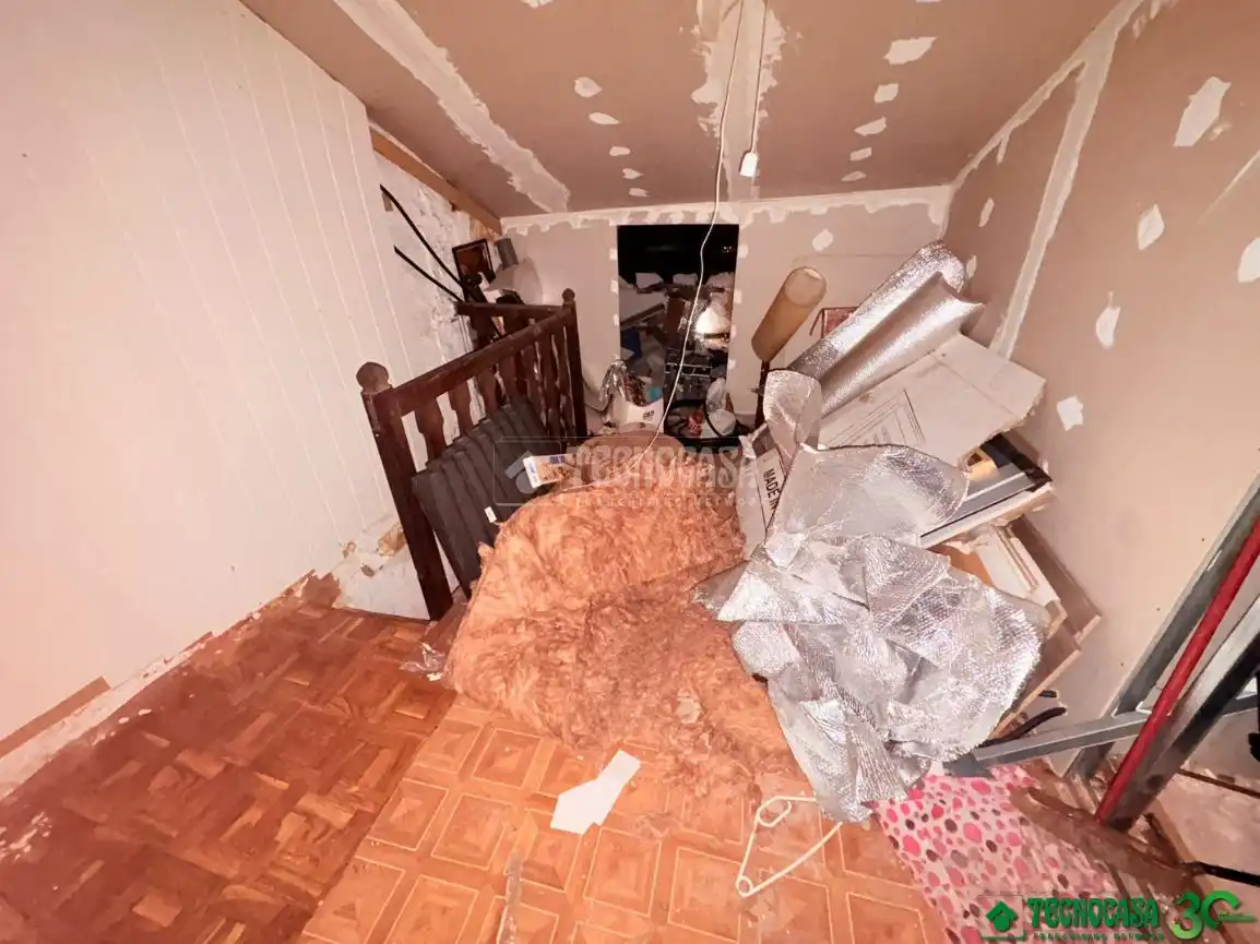 Casa adosada en venda en Guisando amb Calefacció
