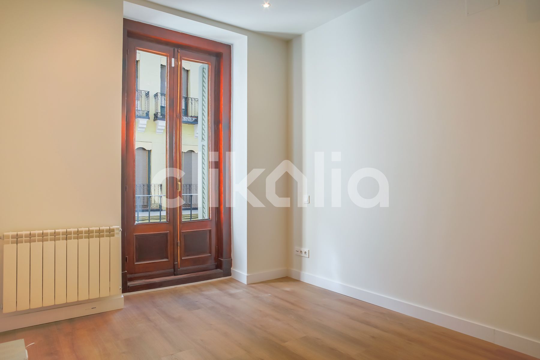 Habitación de Piso en venta en  Madrid Capital con Aire acondicionado, Calefacción y Terraza