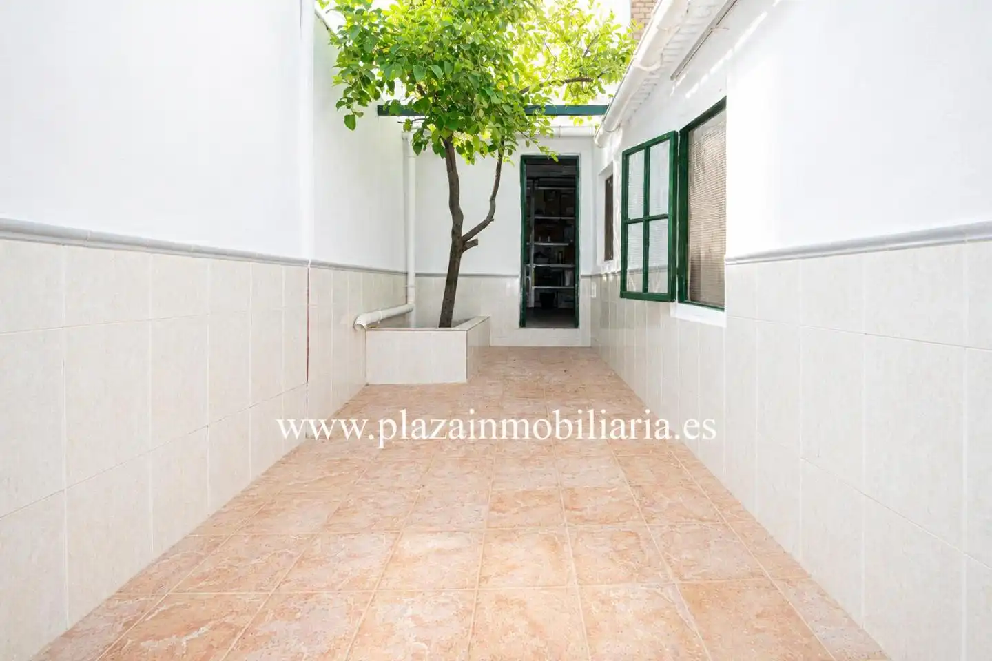 Vista exterior de Casa o chalet en venta en Lucena con Trastero y Balcón
