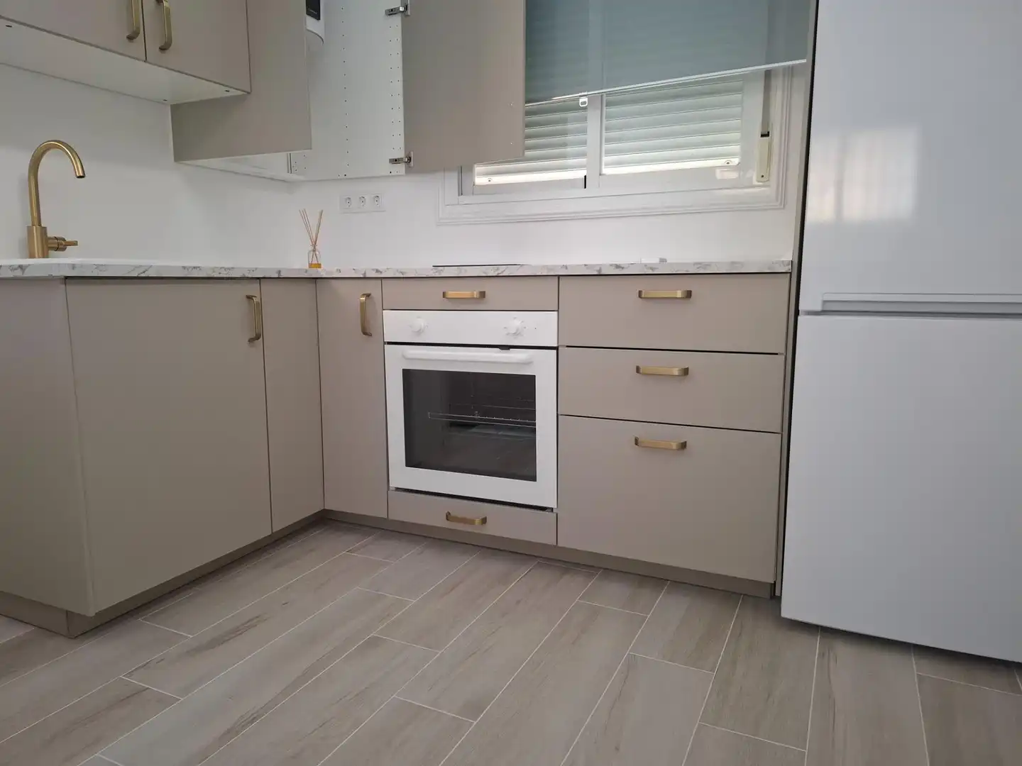 Cuina de Apartament en venda en Málaga amb Aire condicionat i Moblat
