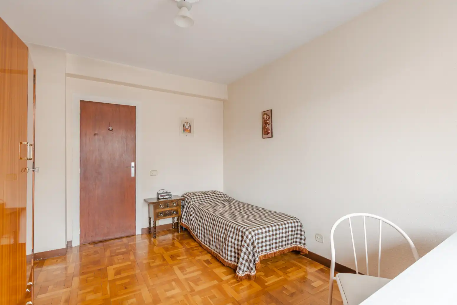 Habitación de Piso en venta en  Pamplona / Iruña con Calefacción, Parquet y Terraza