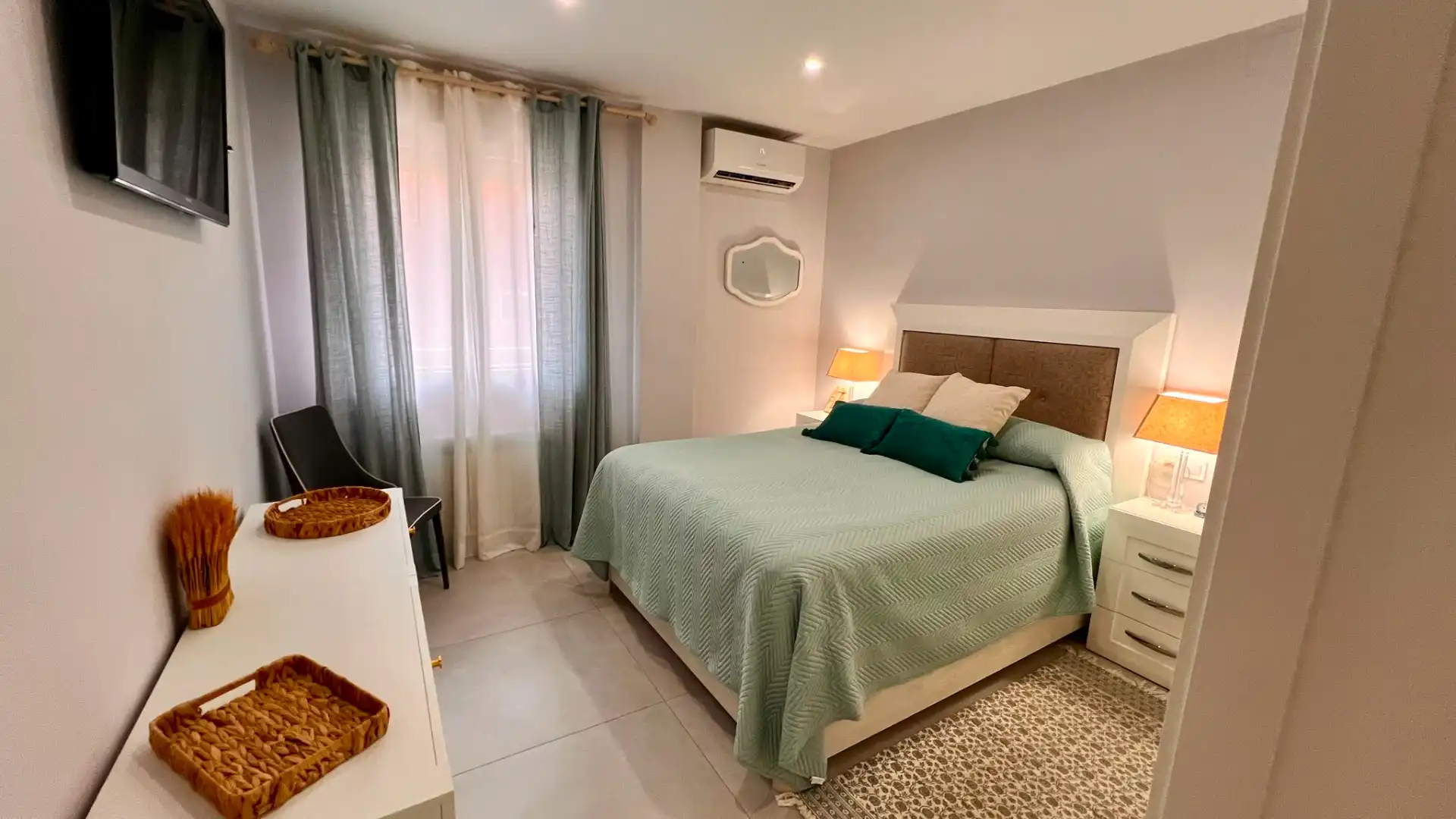 Schlafzimmer von Wohnung zum Verkauf in Badajoz mit Klimaanlage, Heizung und Balkon